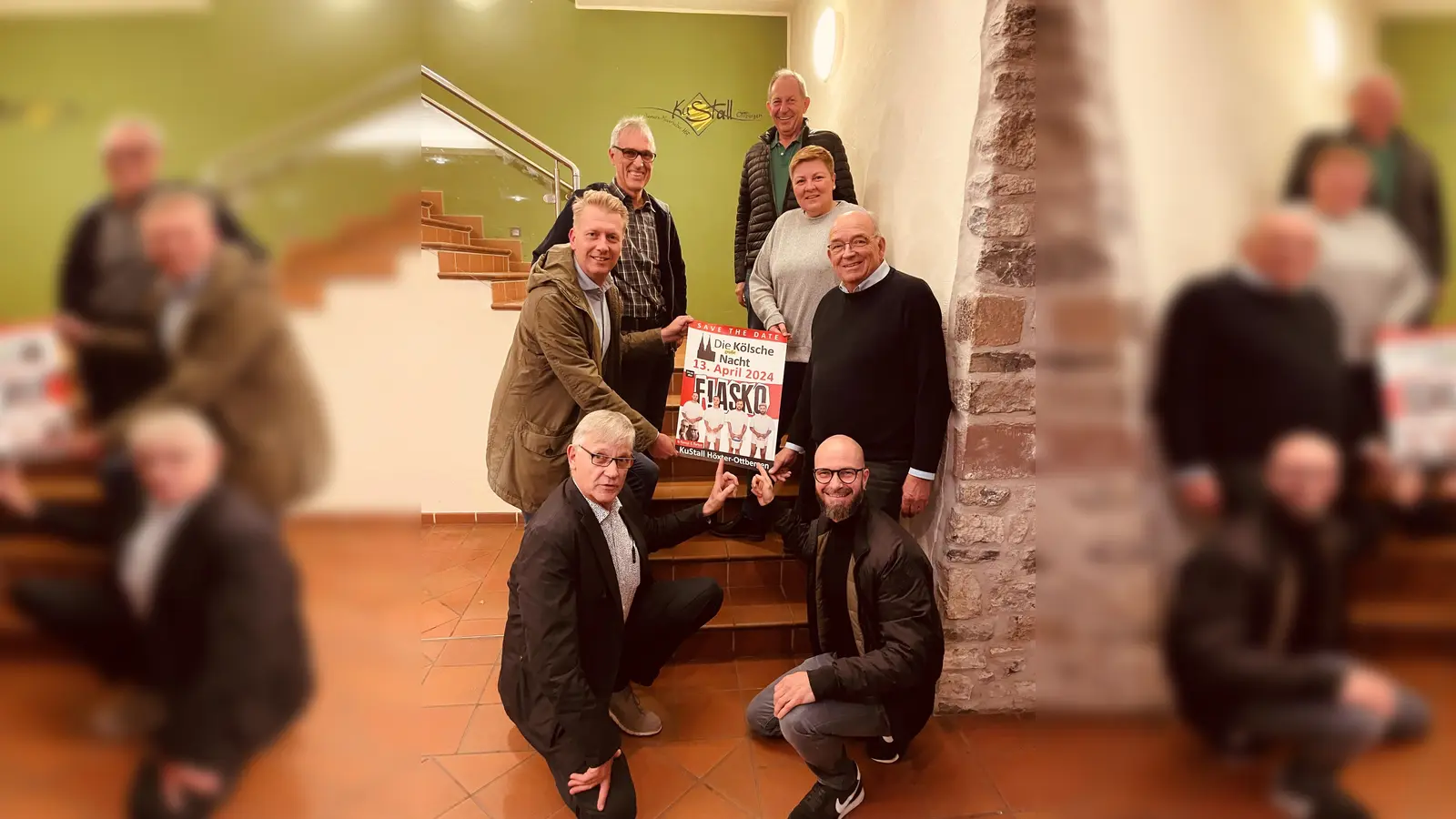 Freuen sich wieder auf Kölsche Musik im KuStall – (linke Reihe von oben) Klaus Göllner (Kulturgemeinschaft), Markus Finger (Organisator), Josef Ahrens (Kulturgemeinschaft), (rechte Reihe von oben) Arnd Mathias (Kulturgemeinschaft), Kathrin Föckel (Carnevalverein), Bernhard Föckel (Kulturgemeinschaft) und Marcus Stiera (Organisator). (Foto: privat)