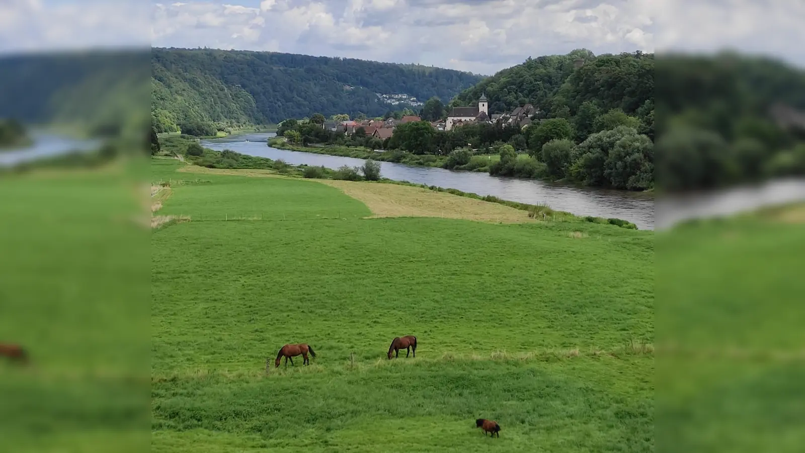 Die Weser bei Lüchtringen. (Foto: Touristik-Information Uslar/C. Filpe)