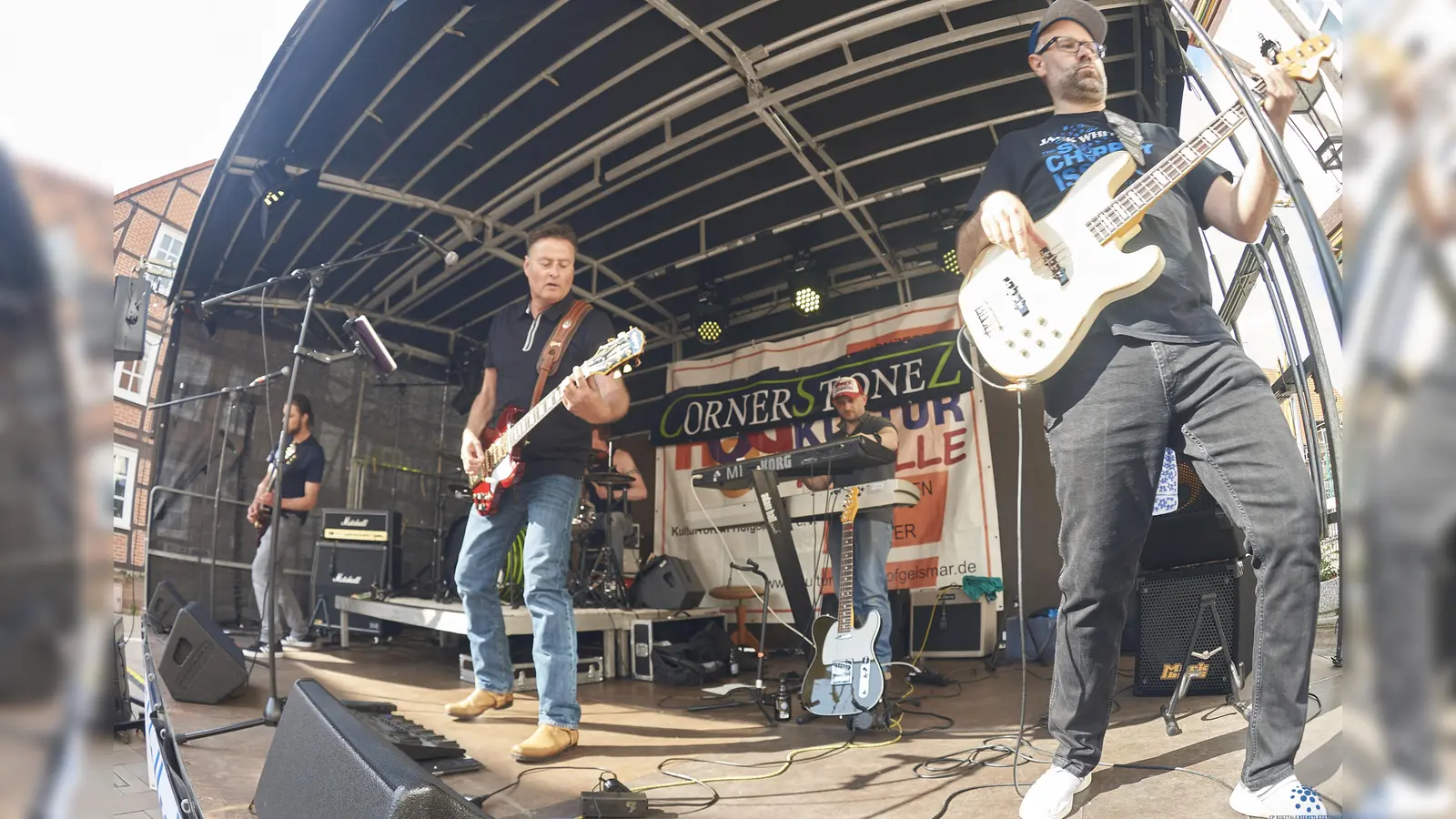 Ein Abwechslungsreiches Musik- und Kulturprogramm bietet das Kulturforum anlässlich des 10-jährigen Bestehens auf der Bühne auf dem Marktplatz. Das dreitägige Jubiläumsprogramm beginnt bereits am Freitagabend. (Foto: Stefan Bönning)