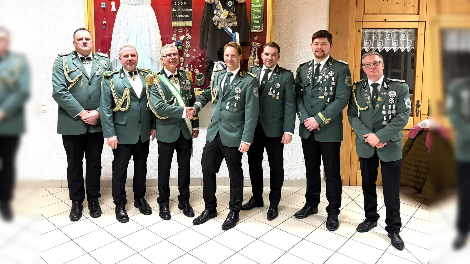 Alter und neuer Vorstand: (v. l.) Manfred Vössing, Jörg Hartmann, Matthias Sonntag, Stephan Böker, Alexander Behre,<br>Simon Sonntag und Patrick Even.<br> (Foto:  Schützenverein Dalhausen)
