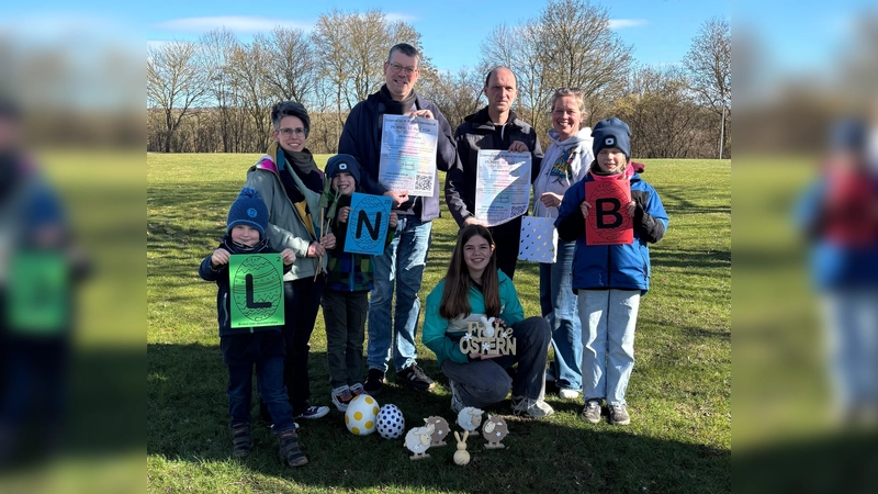 Freuen sich schon auf die Rallye in den Osterferien (v.l.): Len Prohn, Sonja Lichtenberg, Jonathan Lichtenberg, Carsten Lichtenberg, Charlotte Lichtenberg, Manuel Prohn, Frauke Prohn und Marlene Lichtenberg. (Foto: privat)