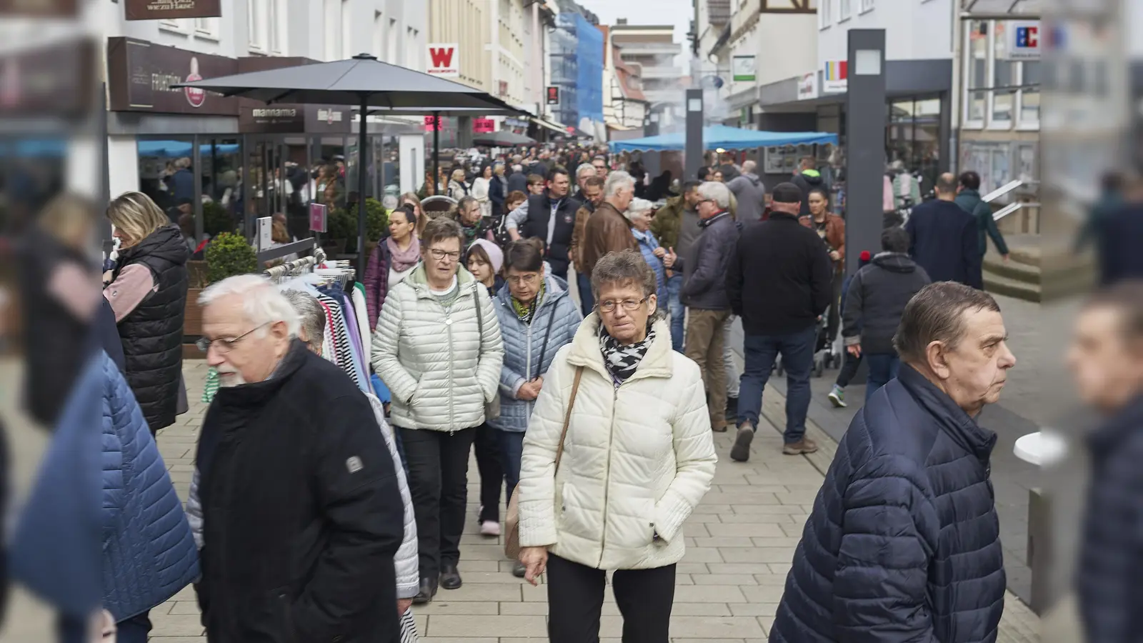 Viel los am kommenden Wochenende: Mit dem Würfelturmfest startet die Dornröschenstadt in die Stadtfestsaison – hier Bilder aus dem Jahr 2024. (Foto: Stefan Bönning)
