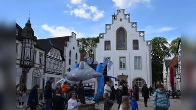 Ein Anblick, der Kinderherzen höher schlagen und Kinder höher springen ließ. (Foto: Marc Otto)