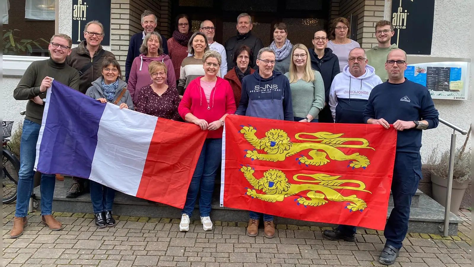Machen sich in bälde auf den Weg in die Normandie: Die Teilnehmer der Austauschfahrt „Boffzen – Villers-sur-Mer“. (Foto: privat)
