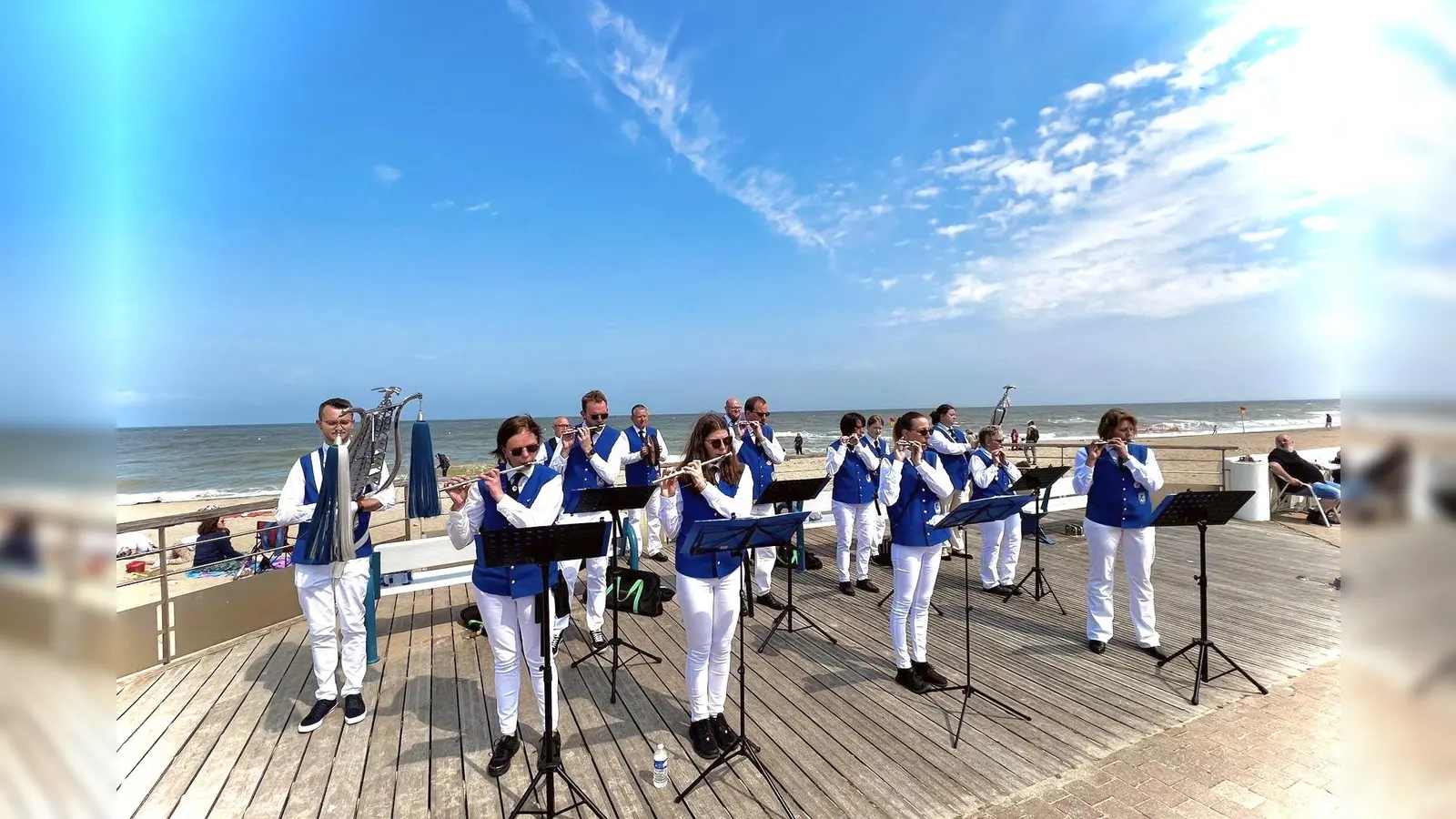 Konzert an der Strandpromenade der letzten Frankreichfahrt in 2023. (Foto: privat)