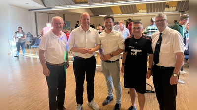 Bgm. Hubertus Grimm, Jan Holze – Vorstand DSEE, Bgm. Tino Wenkel, Dirk Schumann, MdB Christian Haase. (Foto: privat)