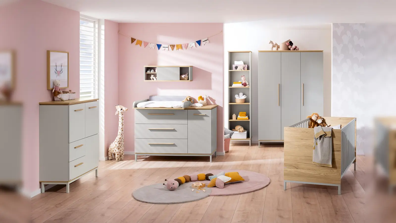 In Haushalten mit Kindern und gerade bei Kinderzimmermöbeln kommt es auf die Qualität und Sicherheit der Wohnungseinrichtung an.  (Foto: DGM/Paidi)