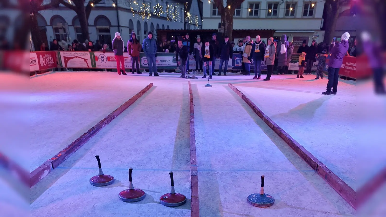 Sportlich wirds beim Eisstock-Cup. (Foto: Stadtmarketing Holzminden GmbH)