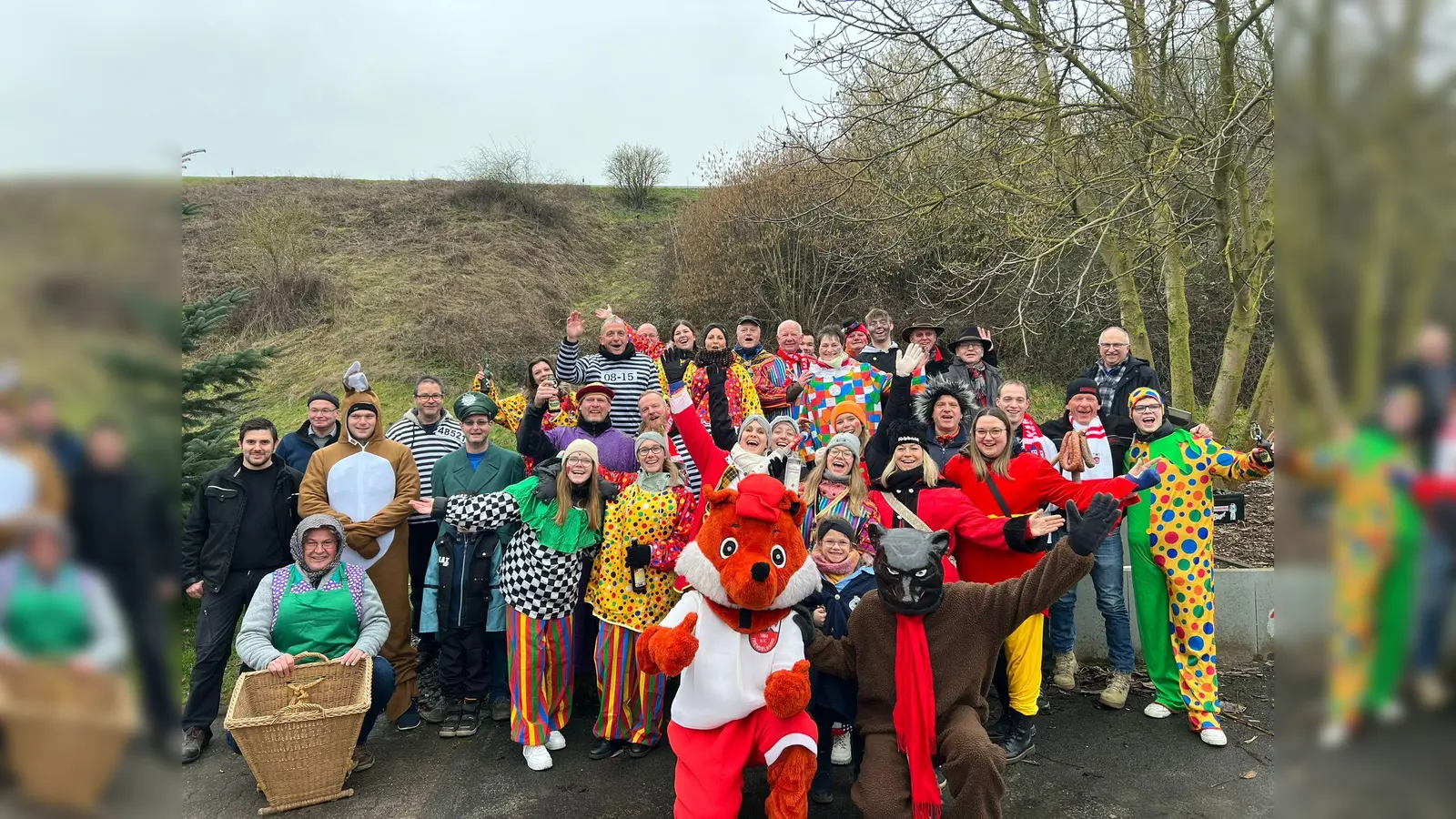 Der Festausschuss des SV Trendelburg und die Karnevalsburschen beim Umzug. (Foto: privat)