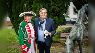 Münchhausenpreisträger Hape Kerkeling sowie der Baron von Münchhausen, verkörpert durch Adolf Hahn. (Foto: Thomas Göbert)