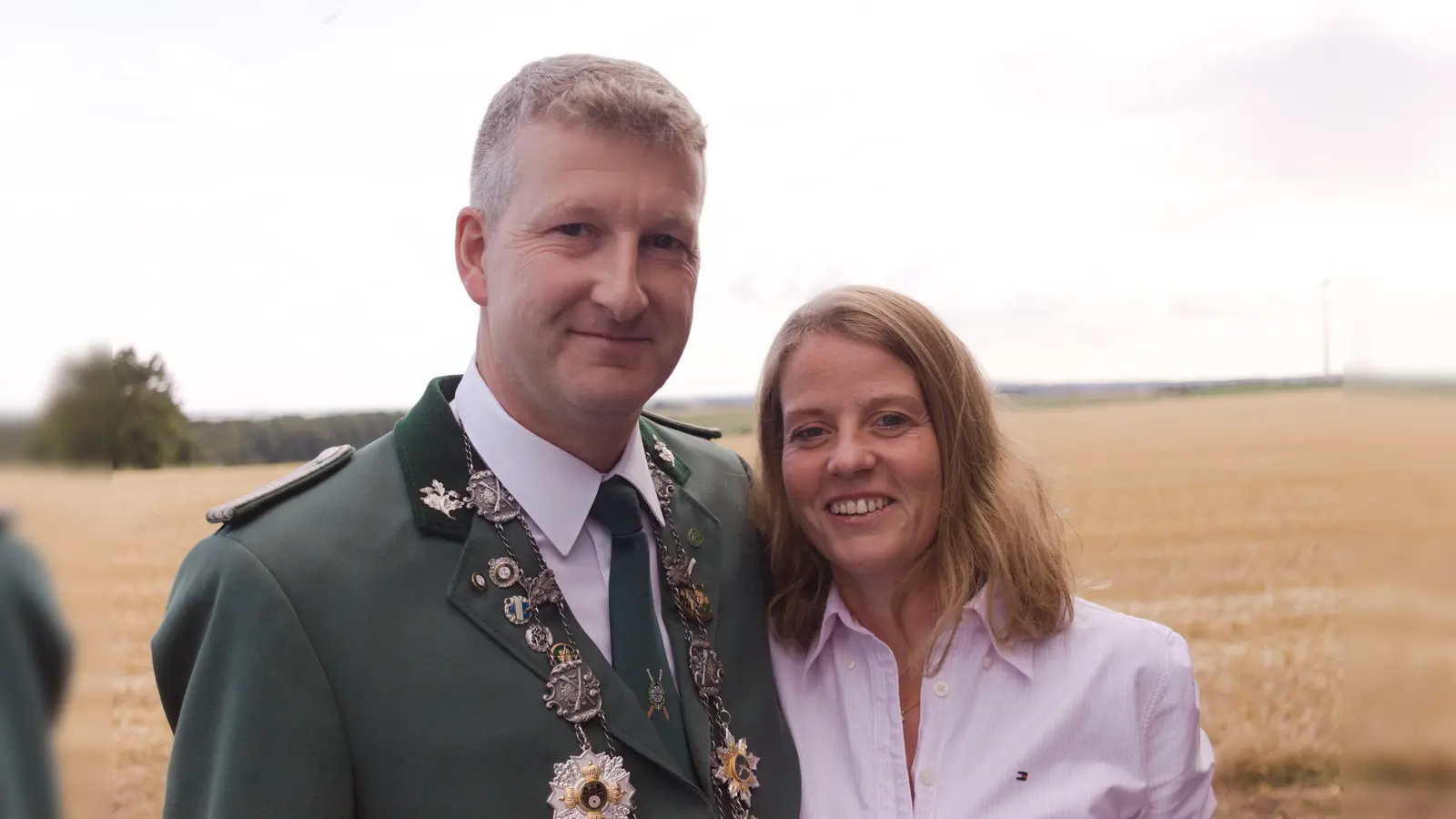 Eissens Königspaar 2025, Daniel und Bianca Berendes. (Foto: privat)