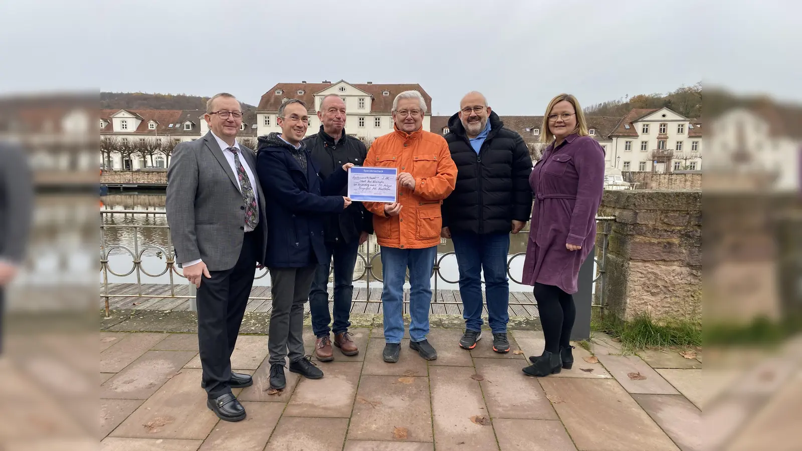Albert Lückert, Bürgermeister Marcus Dittrich, Christian Mahlmann, Karl-Erwin Franz, Thorsten Schäfer und Nina Fremder. (Foto: Bad Karlshafen GmbH)