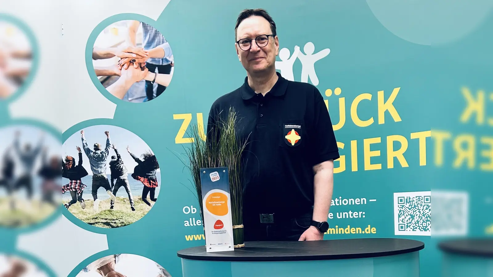 Martin Böker von der Notfallseelsorge des Landkreises Holzminden (Preisträger 2023) motiviert alle Ehrenamtlichen zur Teilnahme am Wettbewerb. (Foto: ZEE / privat)